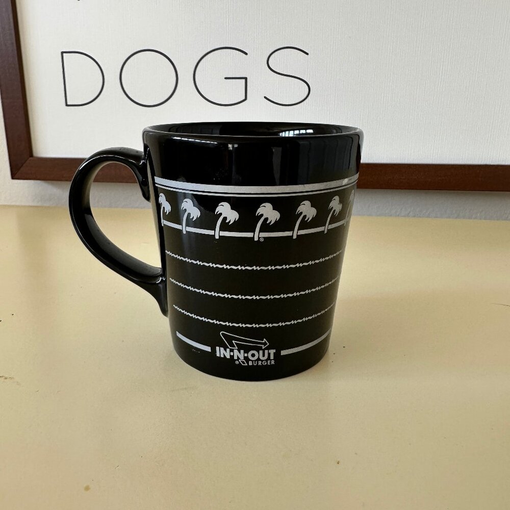In-N-Out Burger Mug / Palm Trees / RARE BLACK